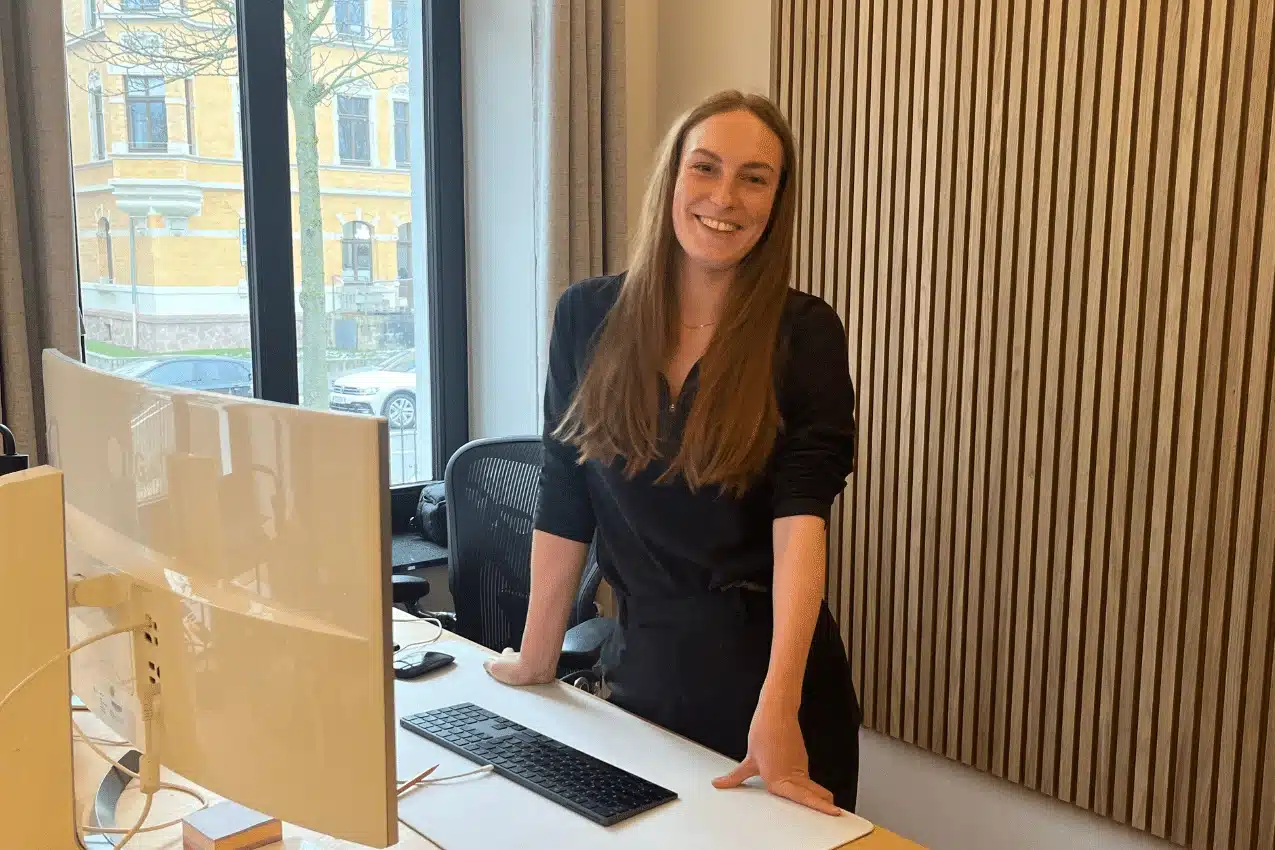 Social-Media-Managerin Luise Leisterer in der SEO-Agentur Rang & Namen Chemnitz